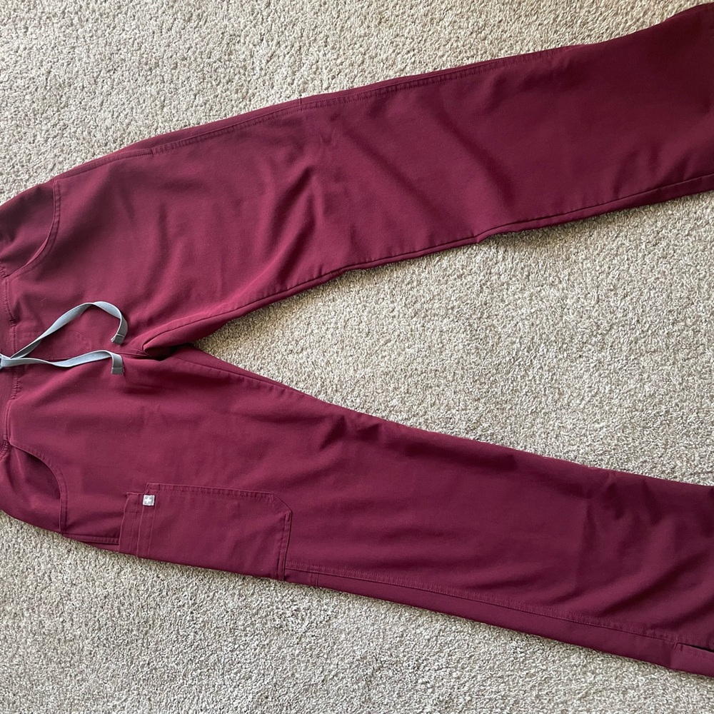 Women’s Burgundy scrub pants